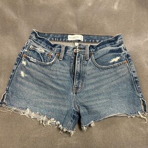 Abercrombie & Fitch Curve Love Frayed Hem Jean Shorts